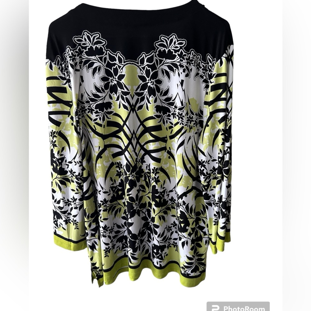 JM Collection tunic - Picture 2 of 3
